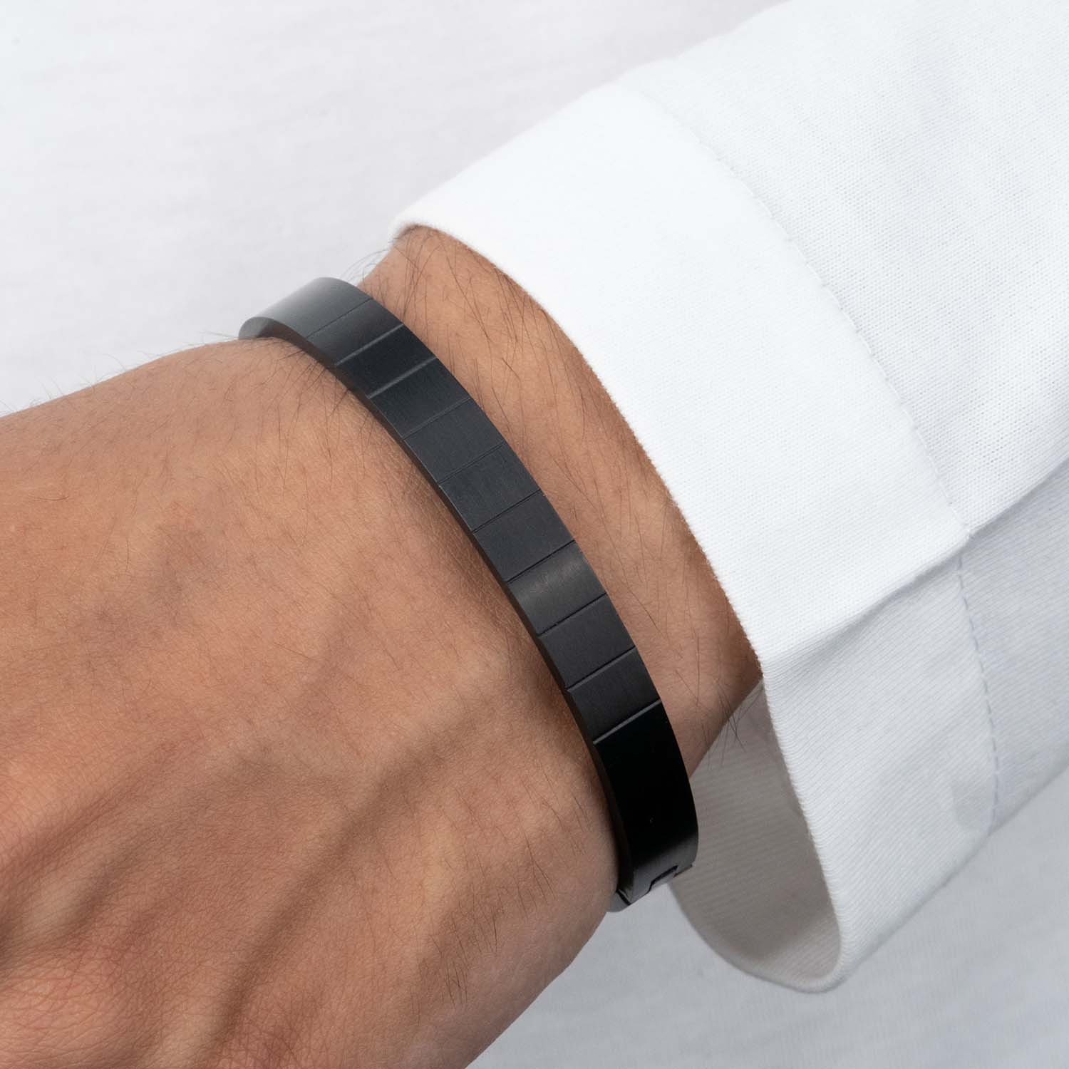 Hercules Oval Kada Bracelet - Image 2