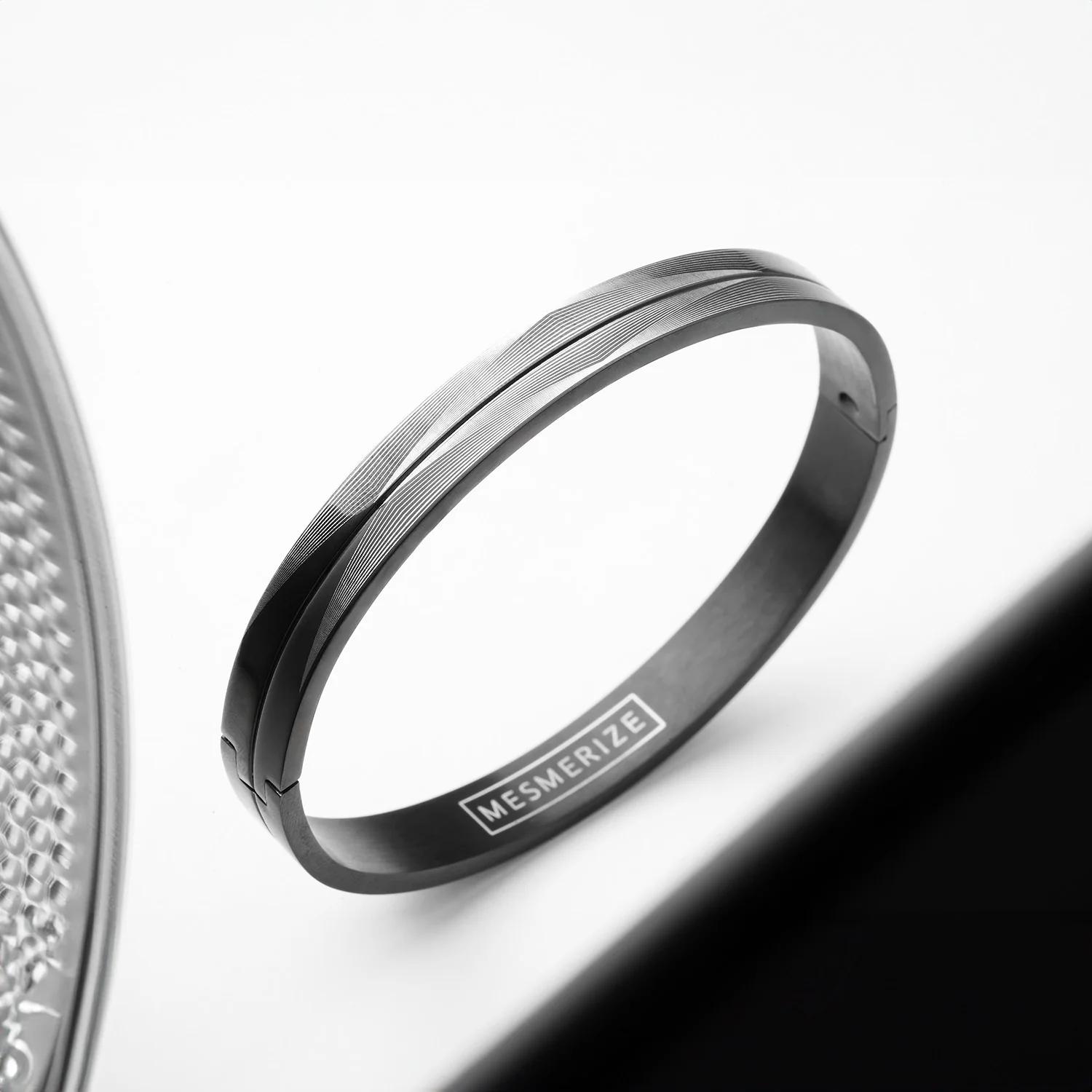 Quad Prism Oval Kada Bracelet - Image 2